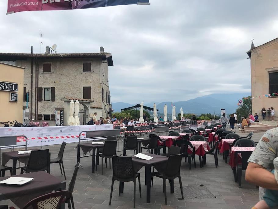 Garda Lake Attic Montinelle Kültér fotó