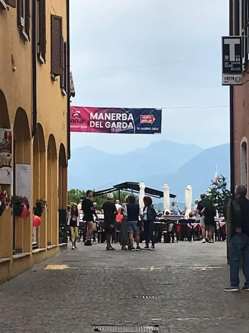 Garda Lake Attic Montinelle Kültér fotó